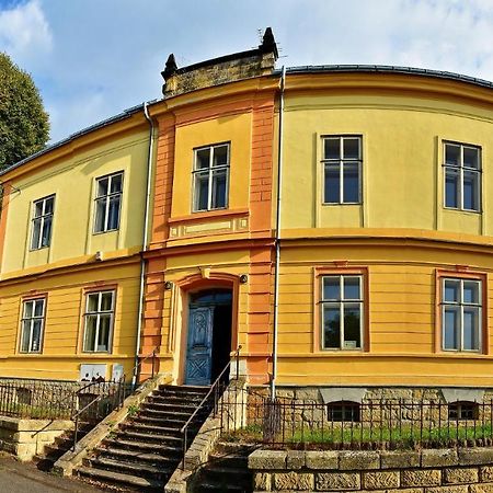 Hotel Stara Skola Mezná Kültér fotó