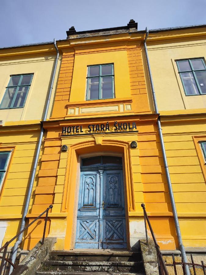 Hotel Stara Skola Mezná Kültér fotó