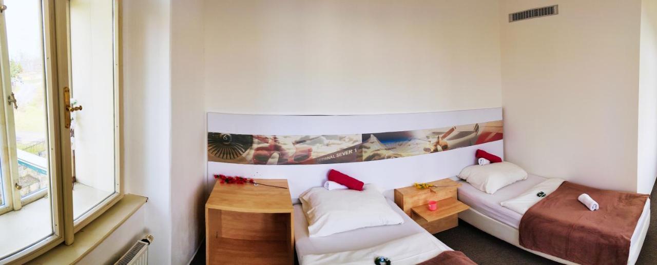 Hotel Stara Skola Mezná Kültér fotó