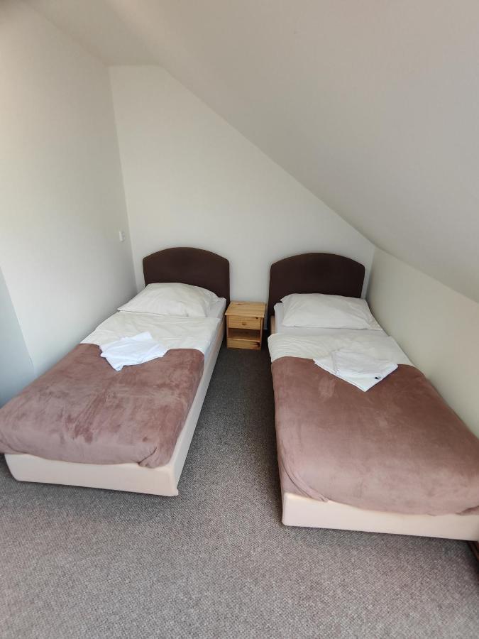 Hotel Stara Skola Mezná Kültér fotó